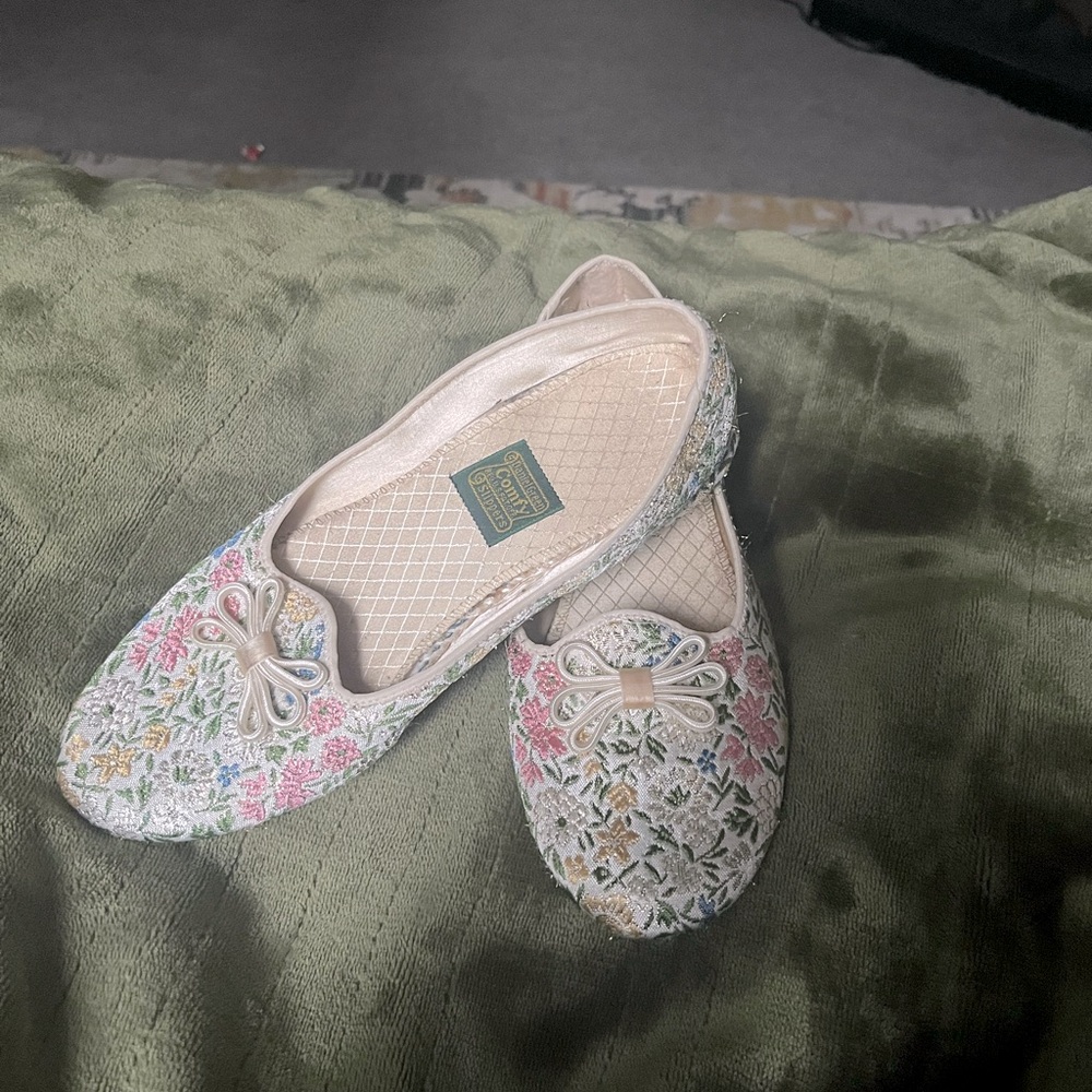 Antique Daniel Green slippers